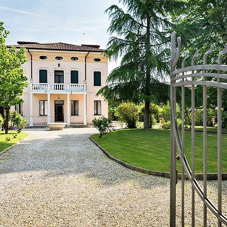 B&B Villa Romano เตรวิโซ ภายนอก รูปภาพ